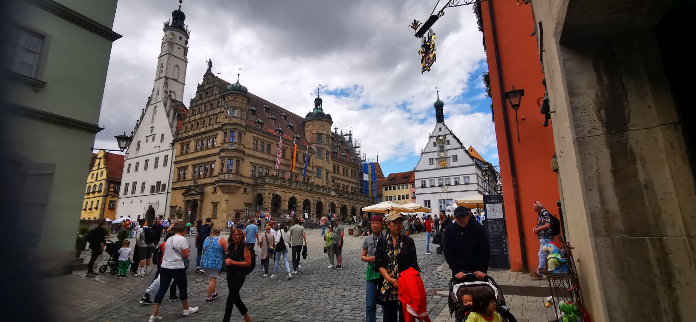 Rothenburg ob der Tauber Marktplatz mit Rathaus